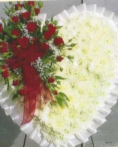 <p>The Sympathy Broken Heart™ is a beautiful way to express the impact that the departed had on your life. Displayed on a wire easel.</p>
<ul id="prodDetailDelivery">
<li><span style="color: red;"><b>Local Delivery Only</b></span></li>
</ul>